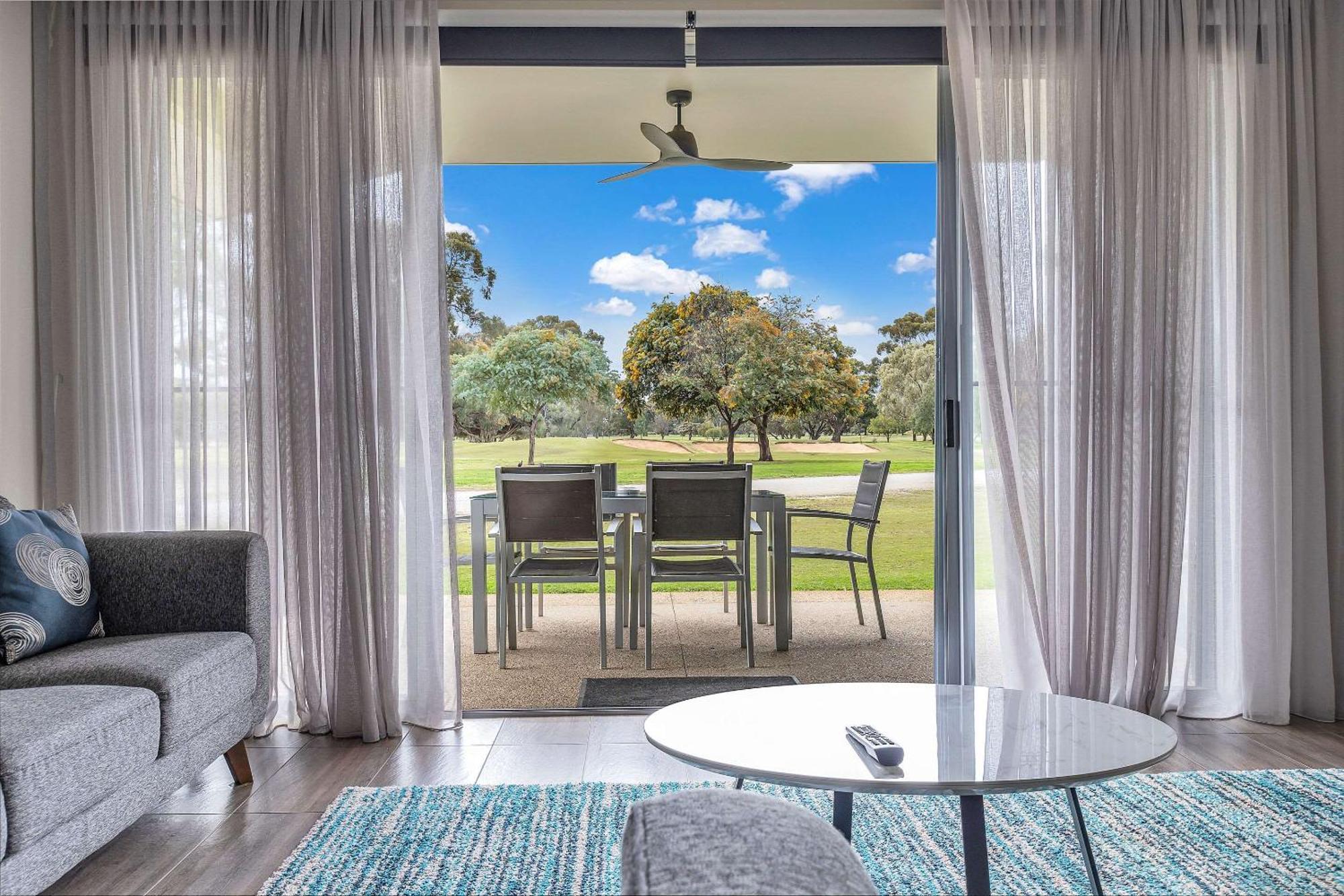 Comfort Suites Clubarham Golf Resort Extérieur photo